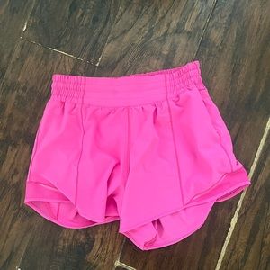Lululemon sonic pink Hotty hot shorts